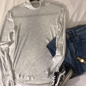 Light weight turtle neck // S